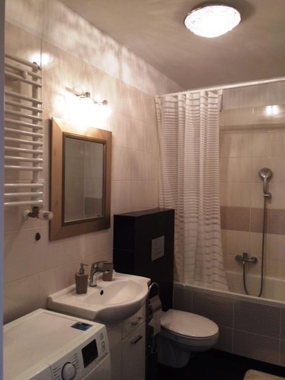 Apartament "Cleopatra 3" Z Miejscem Parkingowym, Faktury Vat Apartment เคียลเซ ภายนอก รูปภาพ